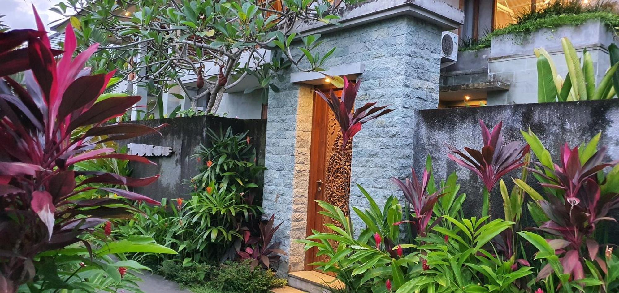Ubud Diary Villa Exterior photo