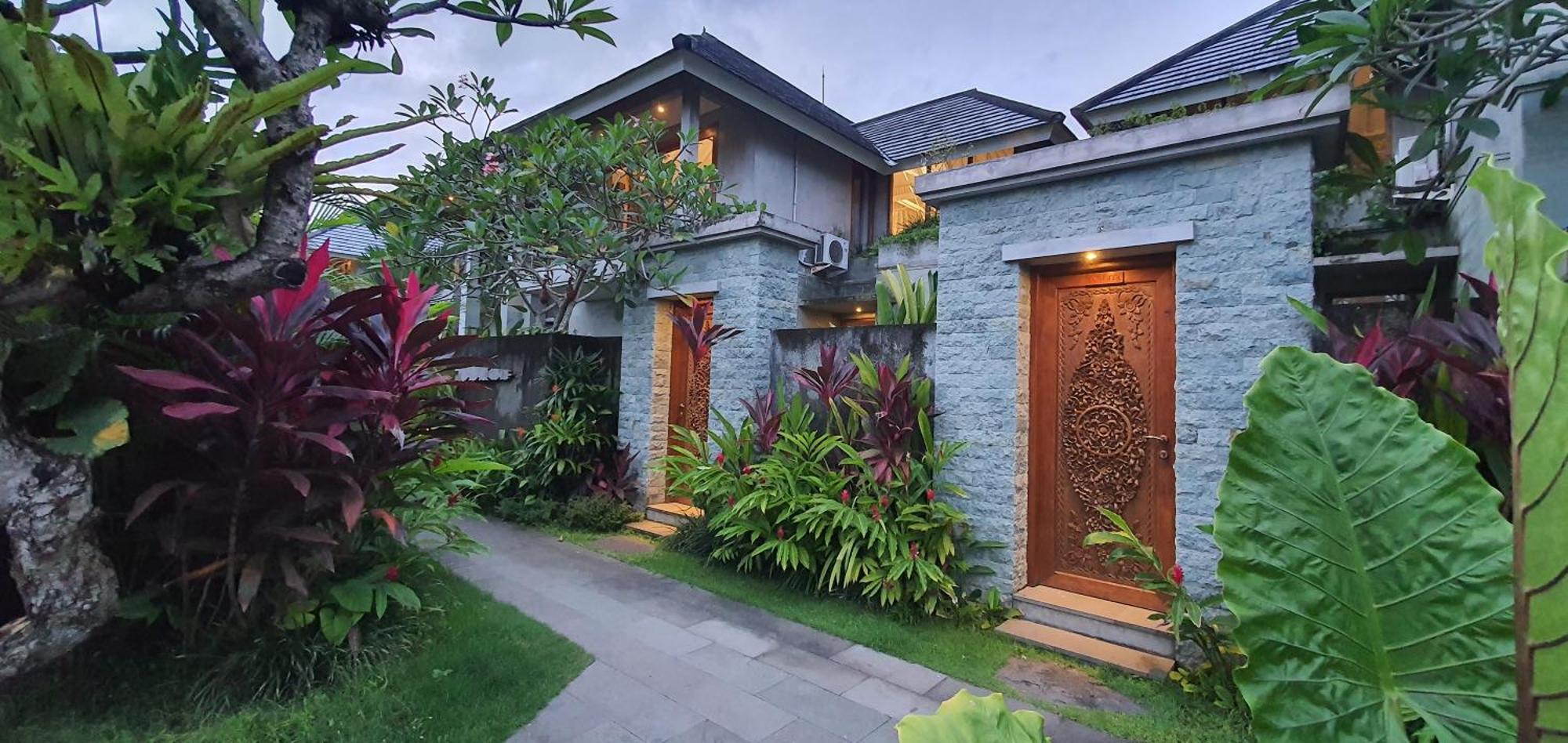 Ubud Diary Villa Exterior photo