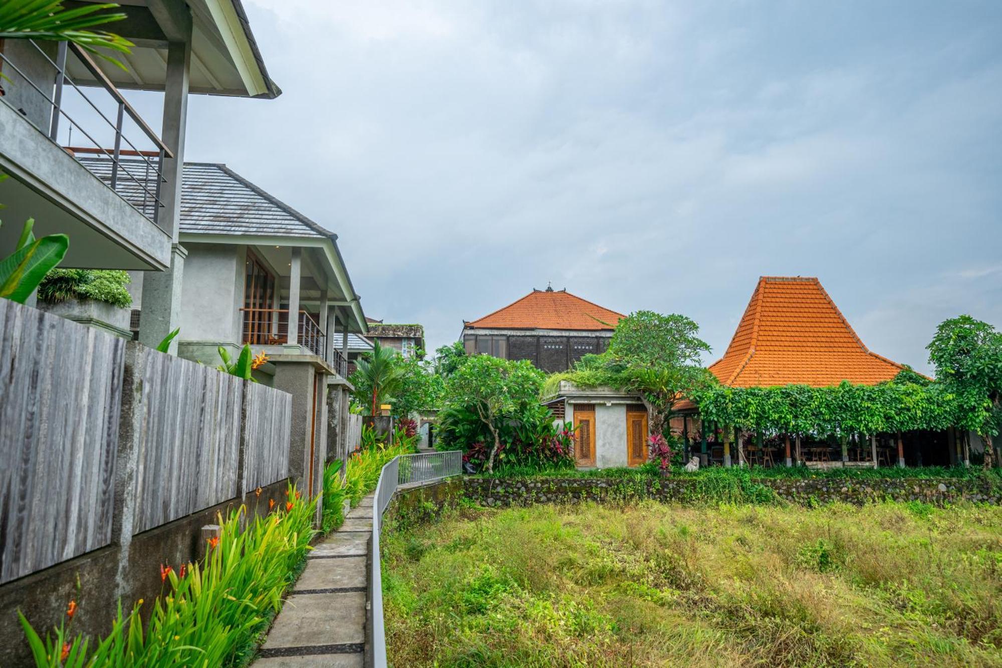Ubud Diary Villa Exterior photo